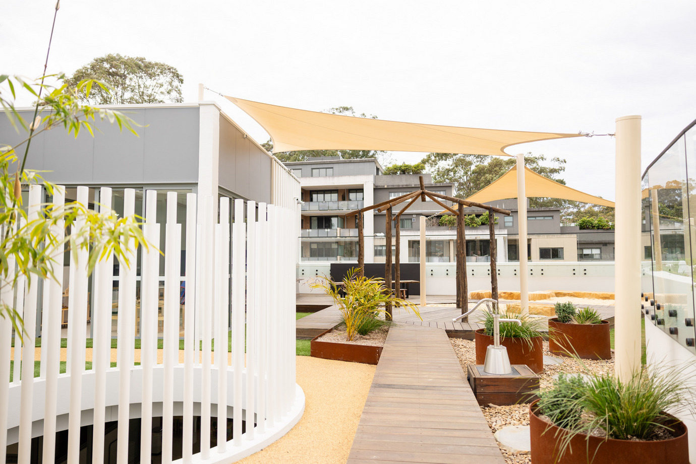Balinese-inspired outdoor courtyard
